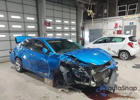 2015 Dodge Dart Sxt z USA, uszkodzony, nr VIN 1C3CDFBB6FD337233